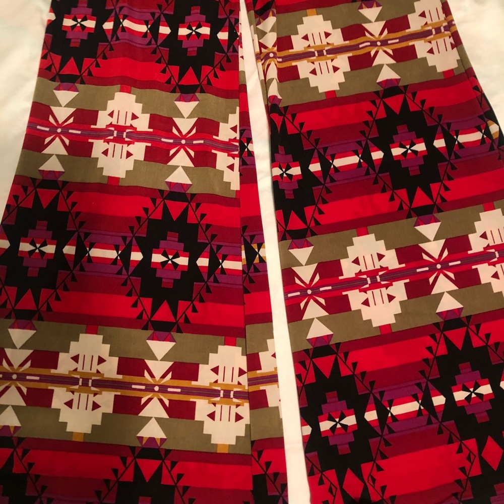 Aztec Print Pant - Picture 2 of 7